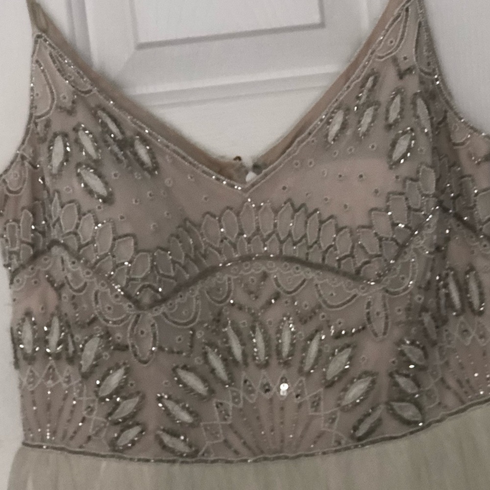 Stunning Adrianna Pappell Wedding Dress